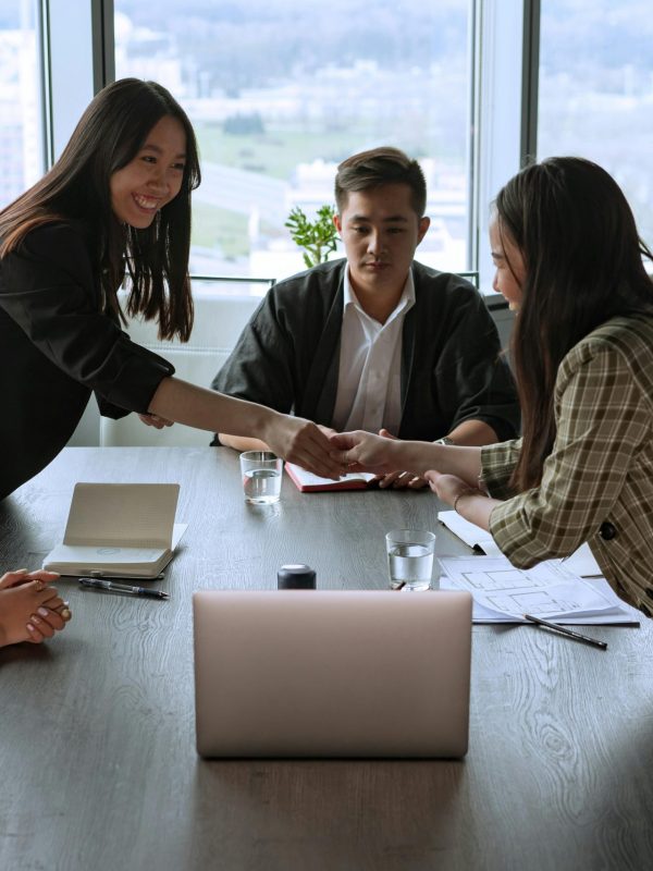 pexels-mikhail-nilov-8101929