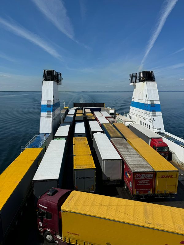 pexels-petra-nesti-1766376-26569137