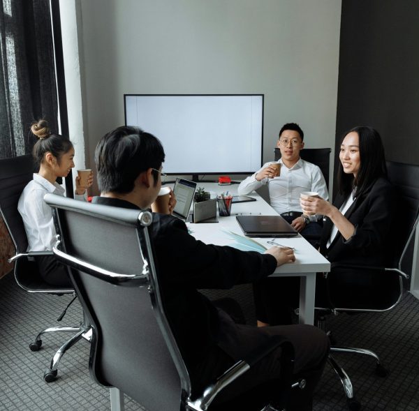 pexels-thirdman-7652135