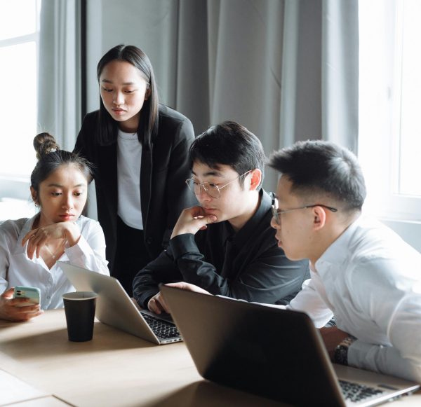 pexels-thirdman-7652178